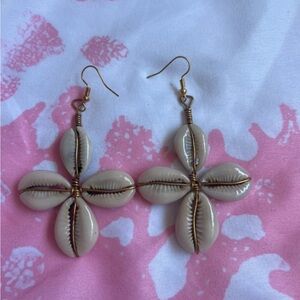 Elegant Cowrie Shell Earrings